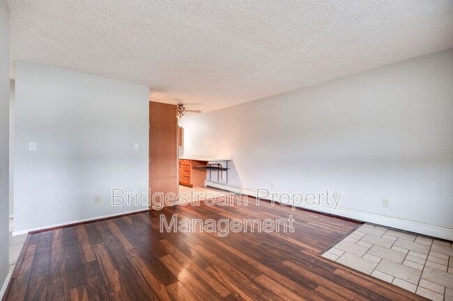 Photo - 14-107 Candlewood Court