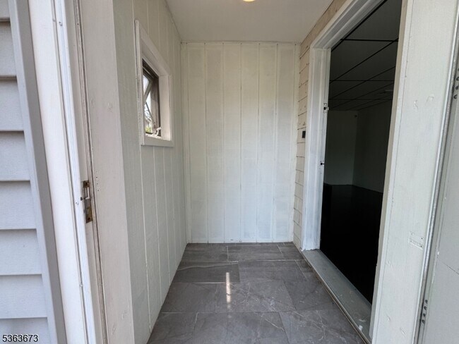 Photo - 636 Linden Ave