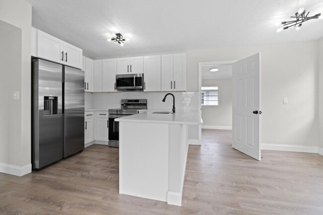 Photo - 2415 Lewis Rd