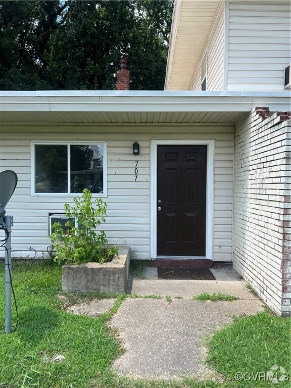 Building Photo - 707 Monticello Dr Rental