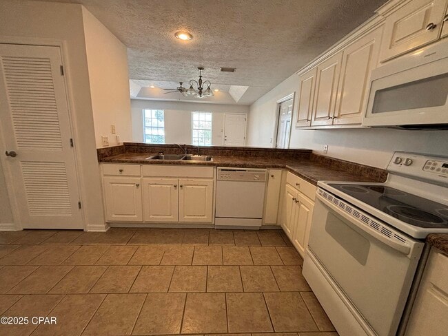 Photo - 3127 B St