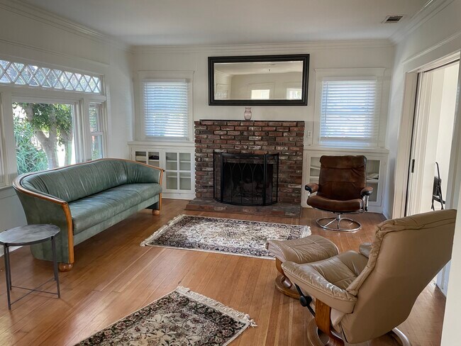 Photo - 2380 N Santiago Blvd