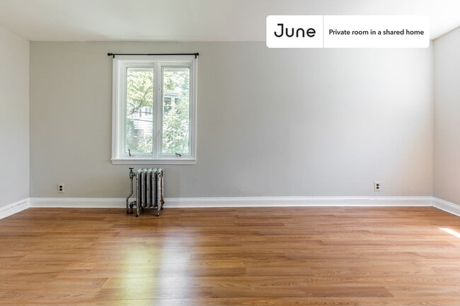 Photo - Room in Shared 9 bed/2 bath home Unidad F