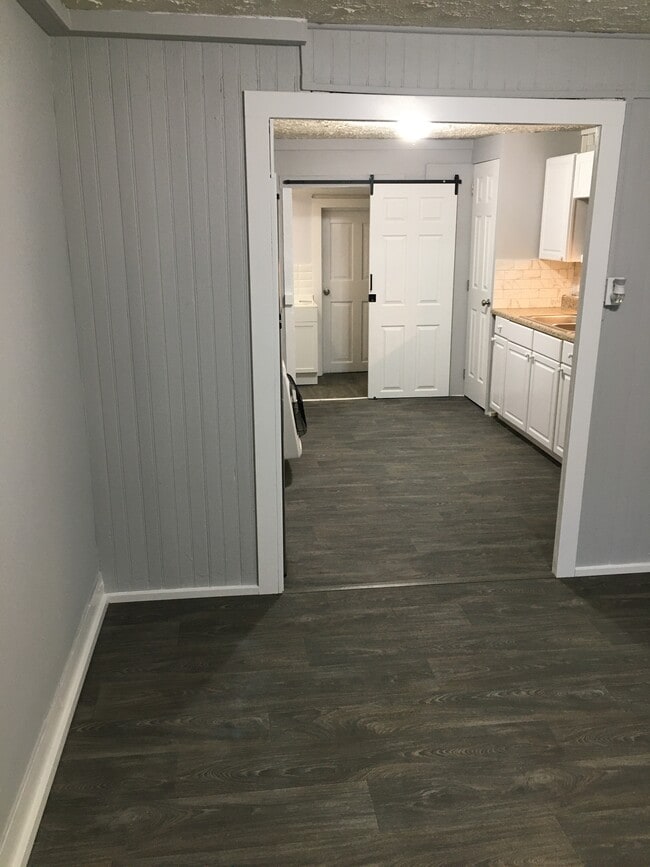 Photo - 5 E Pall Mall St