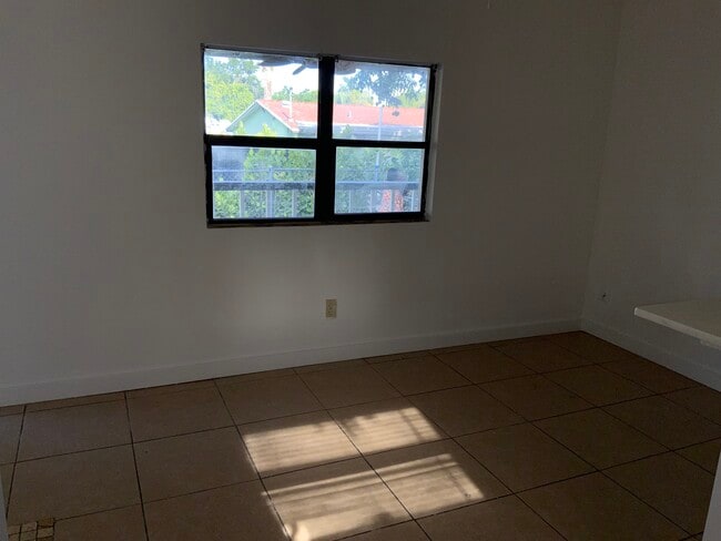 Photo - 611 S Pine St Unit Efficiency