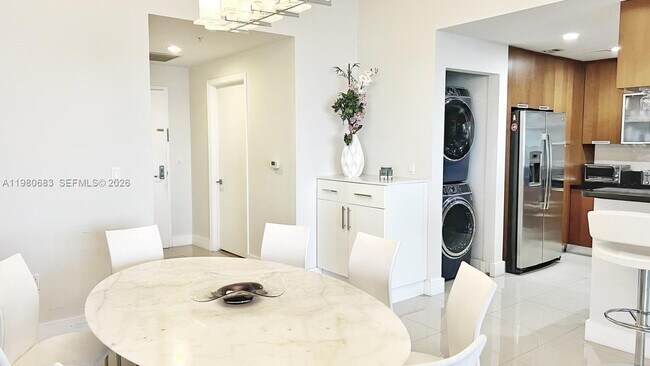 Photo - 7901 Hispanola Ave Unidad 1611