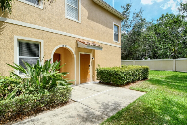 Building Photo - 3645 Parkridge Cir Rental