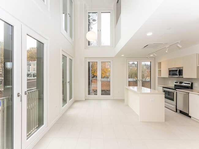 Photo - 2291 NW Glisan St