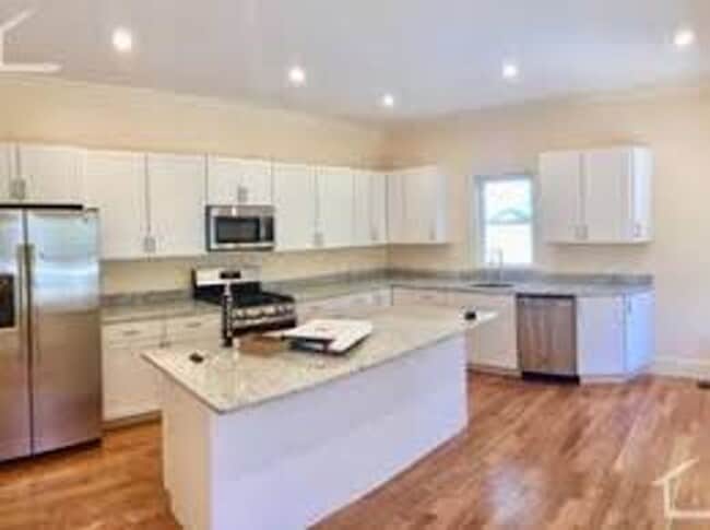 Photo - New Construction in Brighton. High-End Fin...