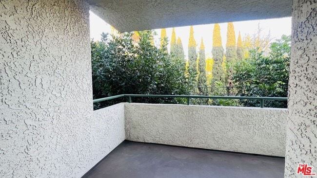 Photo - 3544 S Centinela Ave Unidad 205