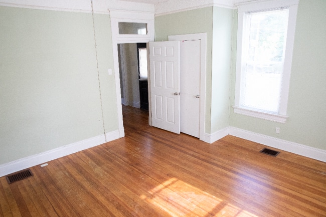 Photo - 617 North St