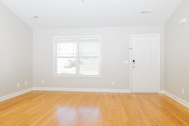 Photo - 4011 Nuthatch Rd