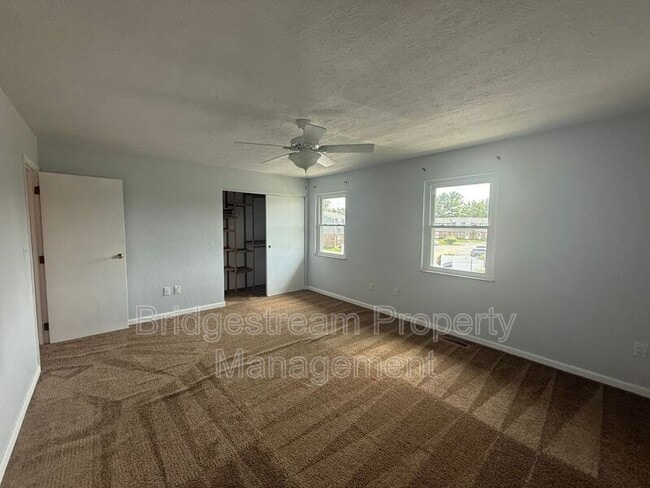 Photo - 3851 Hillsboro Dr