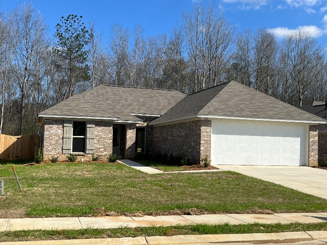 Photo - 541 Silver Hill Dr House