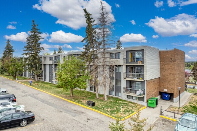 Photo - Bonaventure Apartments