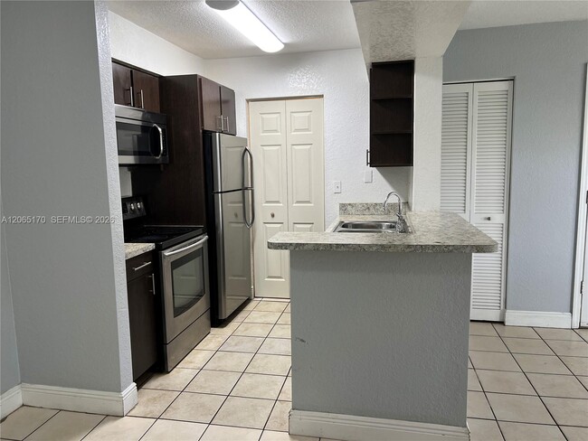 Photo - 1237 SW 46th Ave Unit 801