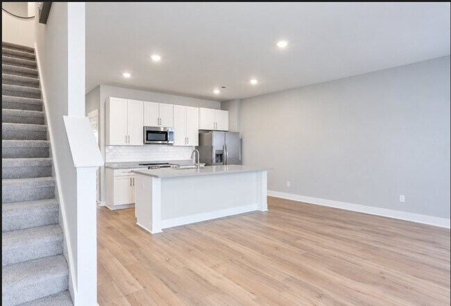 442 Lydia Ashley Ln