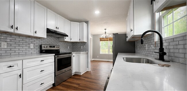 246 Lynhaven Dr