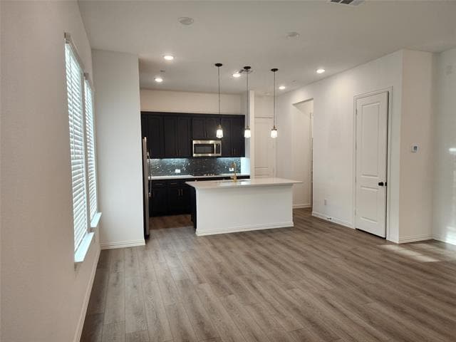 Photo - 627 Redwood Wy