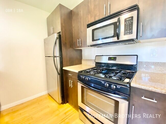 Photo - 2555 S Sepulveda Blvd Unidad 8A