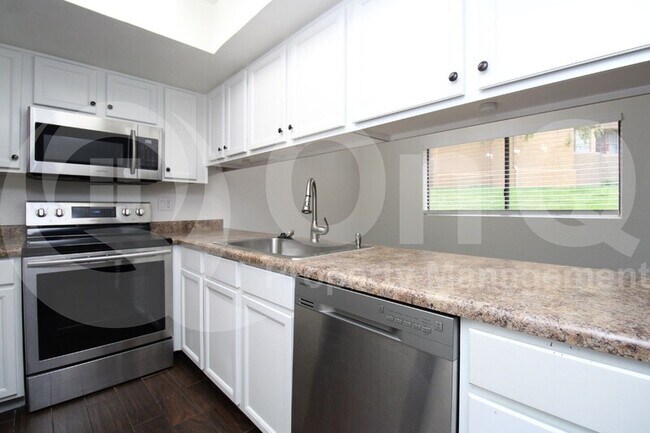 Photo - 18811 N 19th Ave Unidad 1014