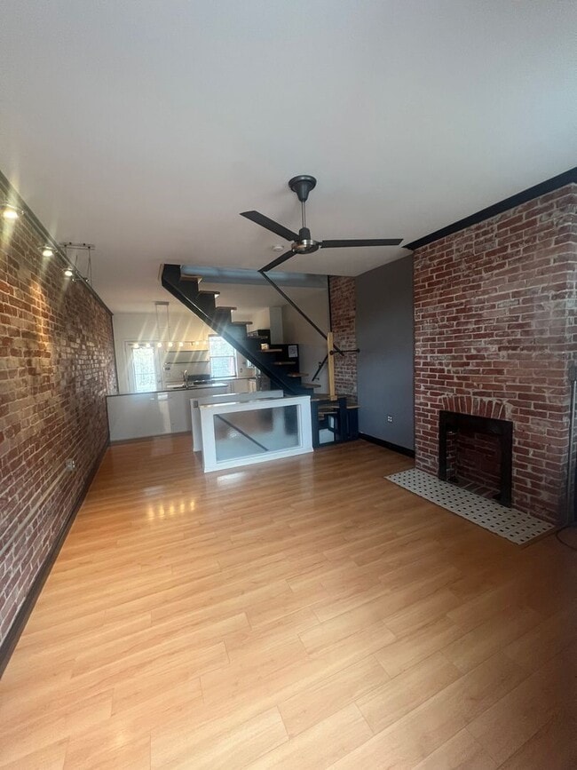 Photo - Stylish 2-bedroom modern townhome in the South Side Slopes