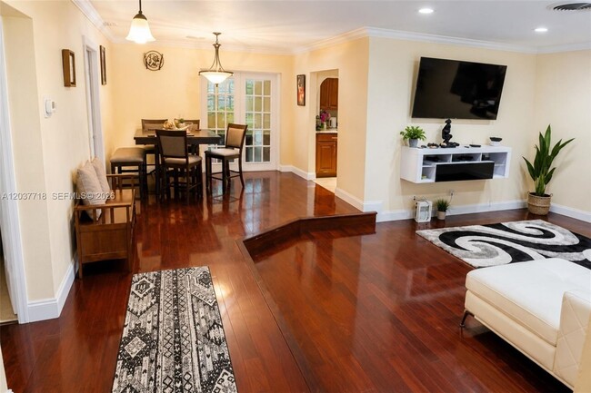 Photo - 5062 NW 41st Pl