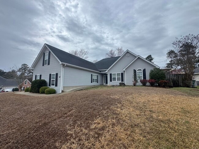 Building Photo - 158 Mallard Lake Dr