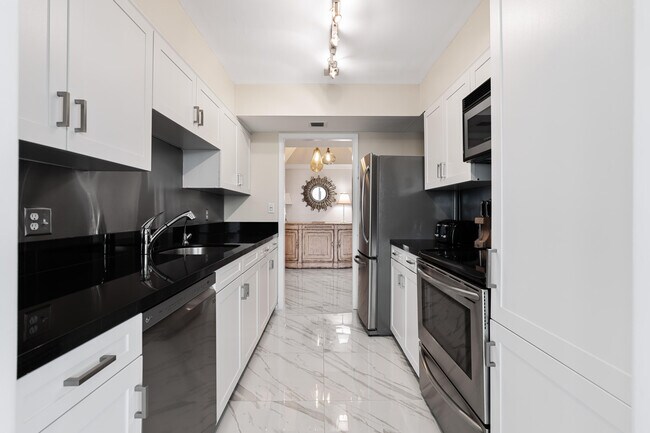 Photo - 5550 N Ocean Dr Unit 5c