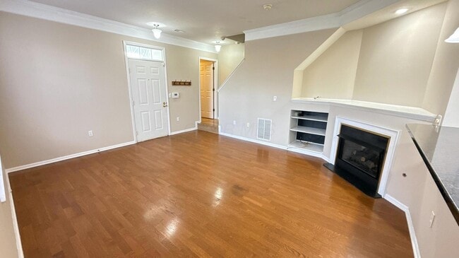 Building Photo - 6726 Durwood Ln Unit 6726