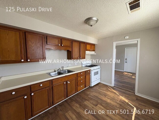 Photo - 125 Pulaski Dr