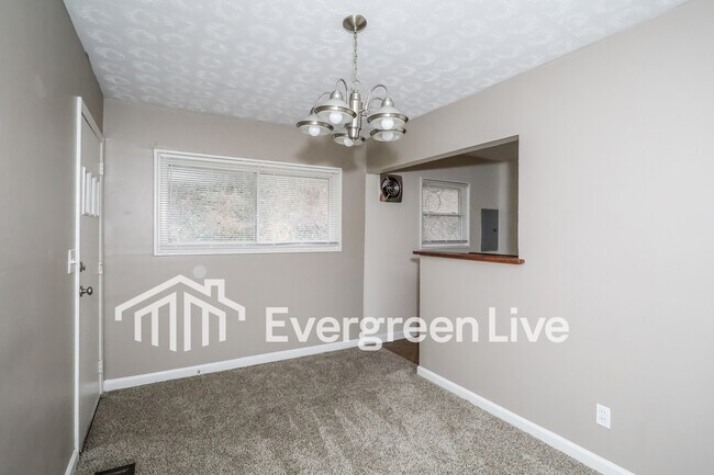 Photo - 8771 Desoto Dr