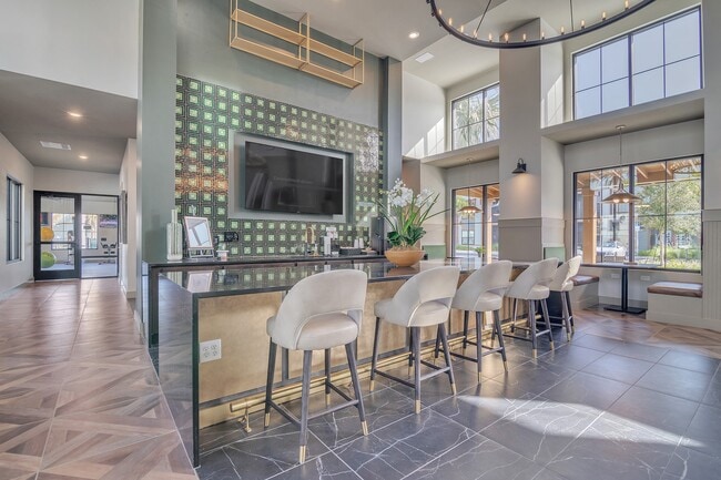 Canter Luxury Apartment Homes