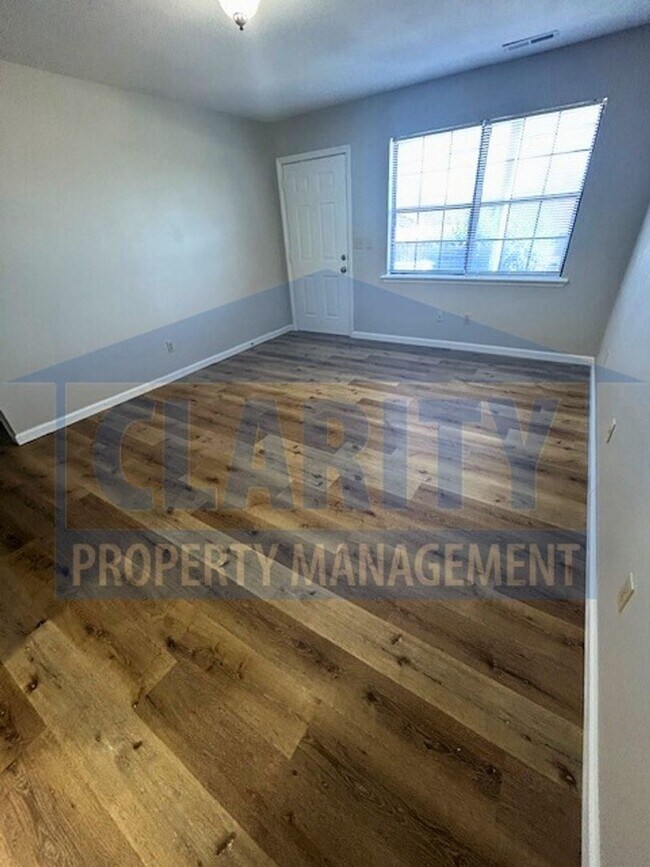 Photo - 3014/3016 Blue Springs Rd Unit 3014