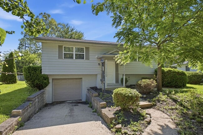 Building Photo - 6406 Dalewood Rd