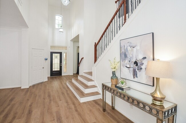 Photo - 25619 Tower Side Ln