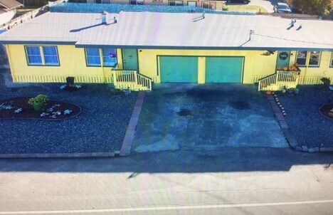 Photo - 1401 Spear Ave