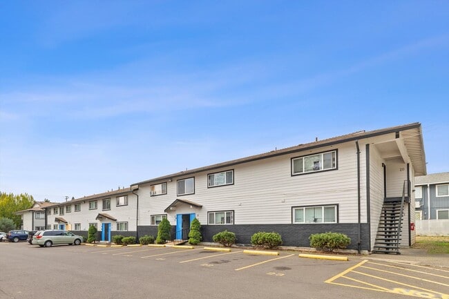 Photo - Treecrest 162nd