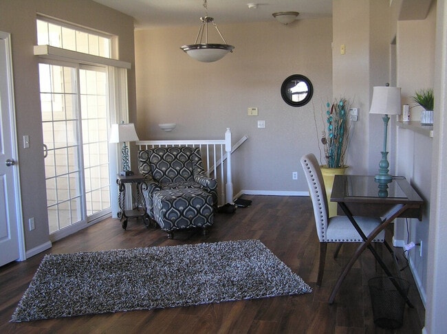 Building Photo - 479 Black Feather Loop Unit SI ID1045092P