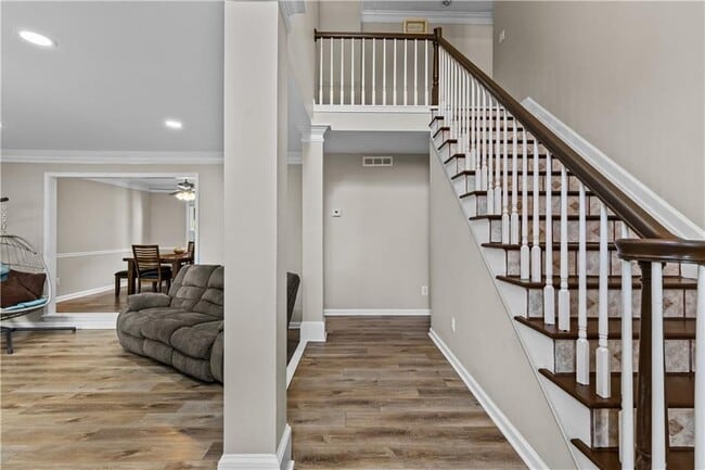 Photo - 2238 Roseberry Ln