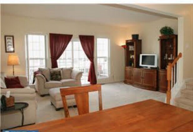 Photo - 1932 Cavalier Ln