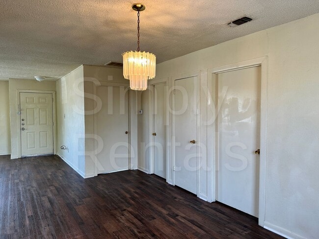 Photo - 2811 Granger St Unit A