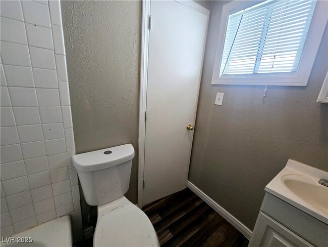 Building Photo - 331 S 9th St