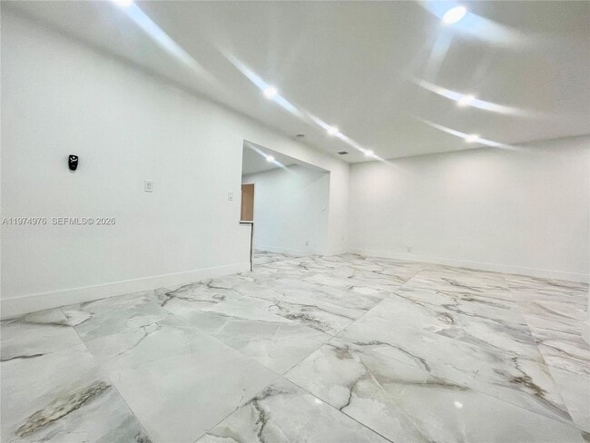 Photo - 1649 NE 8th Ave