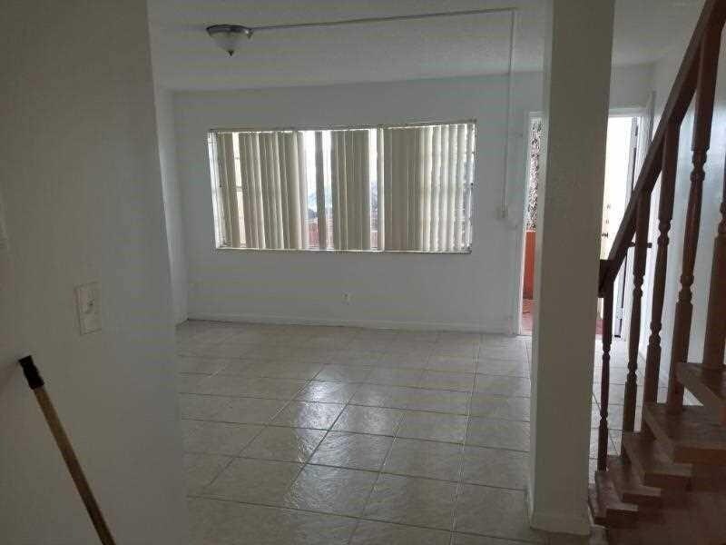 Photo - 4147 NW 19th St