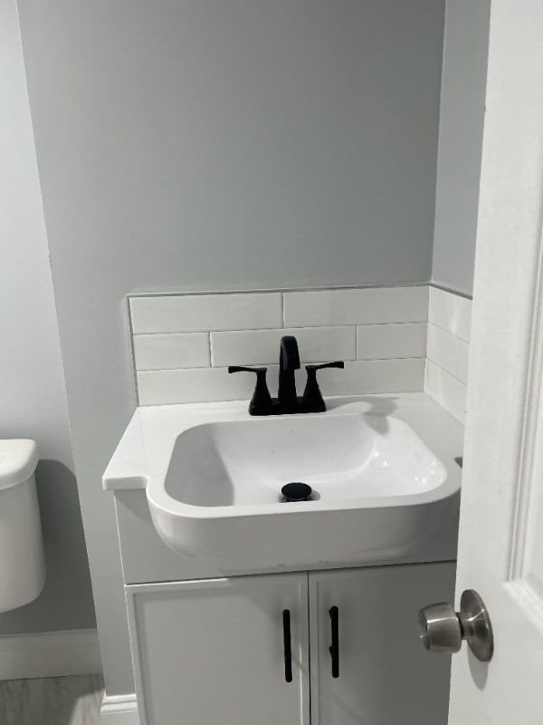 Photo - 709 Denison St