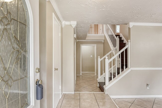 Photo - 45 Coralberry Rd