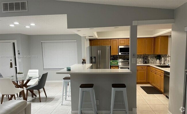 Building Photo - 980 NW 79th Terrace Rental