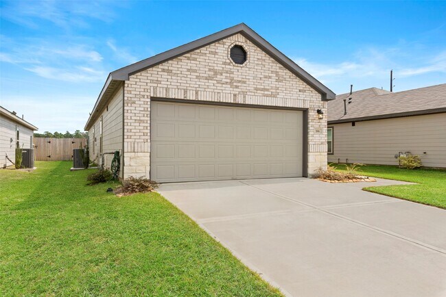 Photo - 166 Sterling River Ln