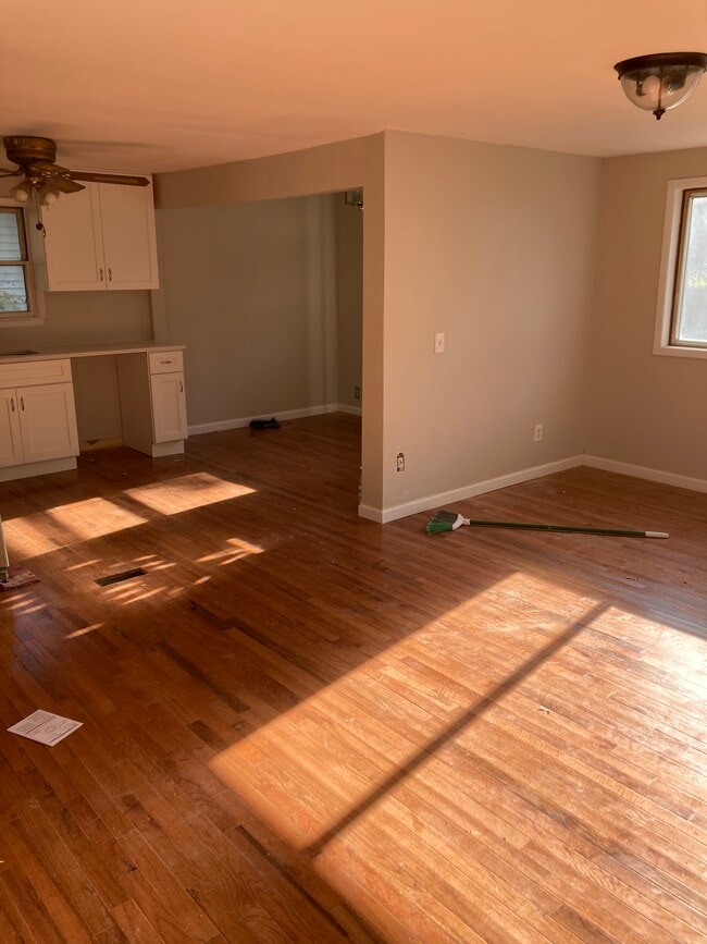 Photo - 32 Cedar Trail